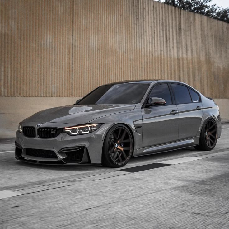 Analisis Mendalam Harga BMW i5 M60 xDrive Terbaru 2026
