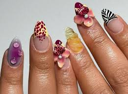 Lagi Viral di TikTok, Begini Desain Nail Art Floral 3D